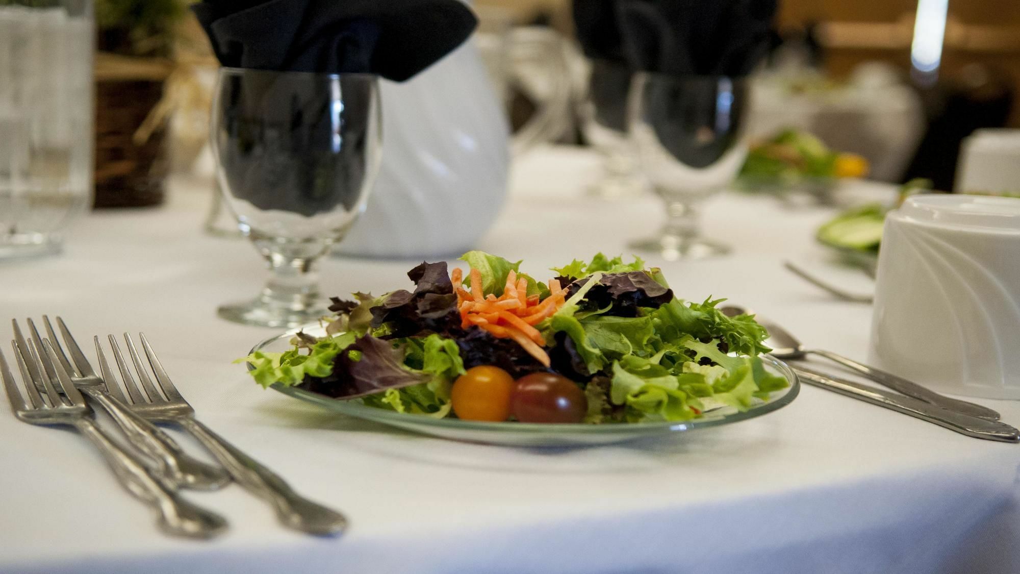 Holiday Inn Spearfish-Convention Center By Ihg Eksteriør billede